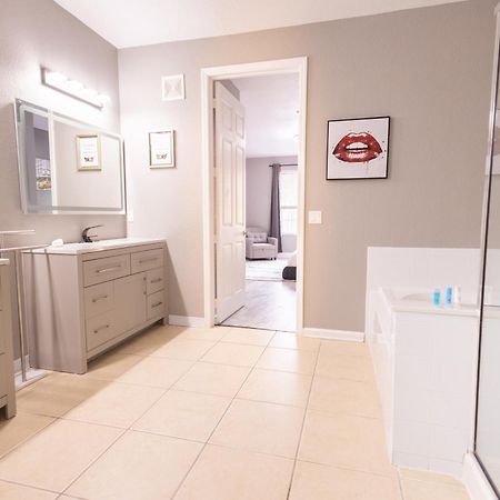 Disney Parks- International Dr - Orlando Luxury Condominium- Fully Equipped - 3Bed & 2 Bath- Exterior photo