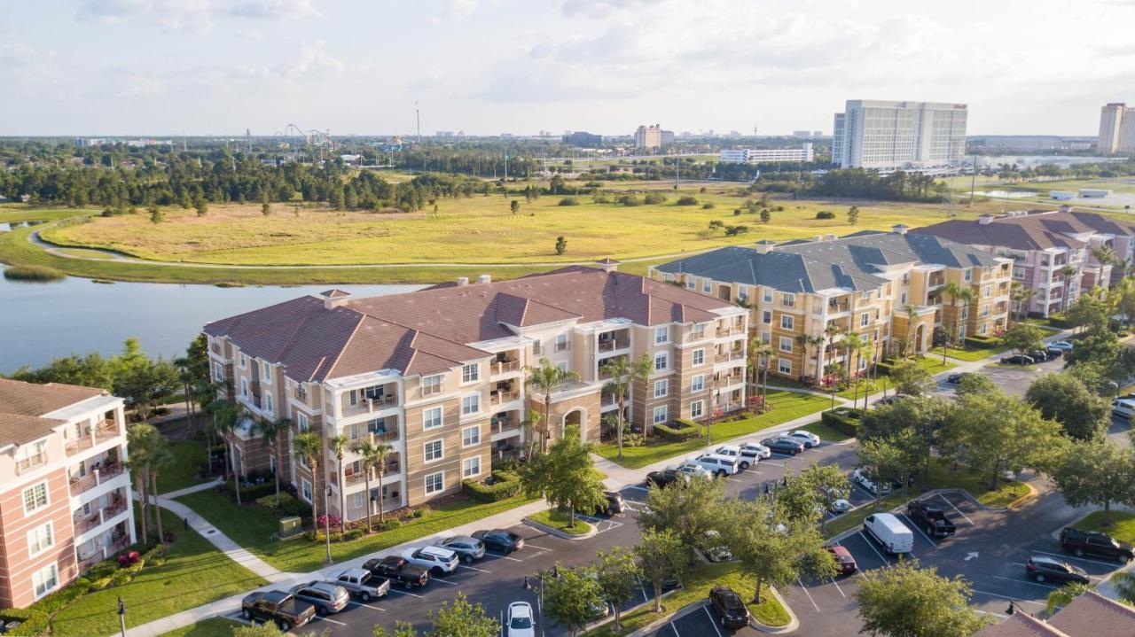 Disney Parks- International Dr - Orlando Luxury Condominium- Fully Equipped - 3Bed & 2 Bath- Exterior photo