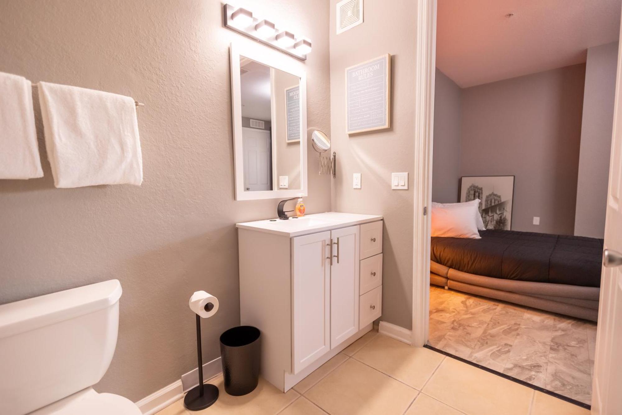 Disney Parks- International Dr - Orlando Luxury Condominium- Fully Equipped - 3Bed & 2 Bath- Exterior photo
